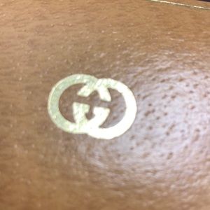 Meet your Posher, Red